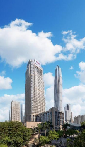 Crowne Plaza Shenzhen Futian, Near to Shenzhen Convention&Exhibition Centre, Shenzhen Stock Exchange and Shenzhen Civic Center, Outdoor Heated Pool